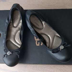 Women's Black Ballet Flats